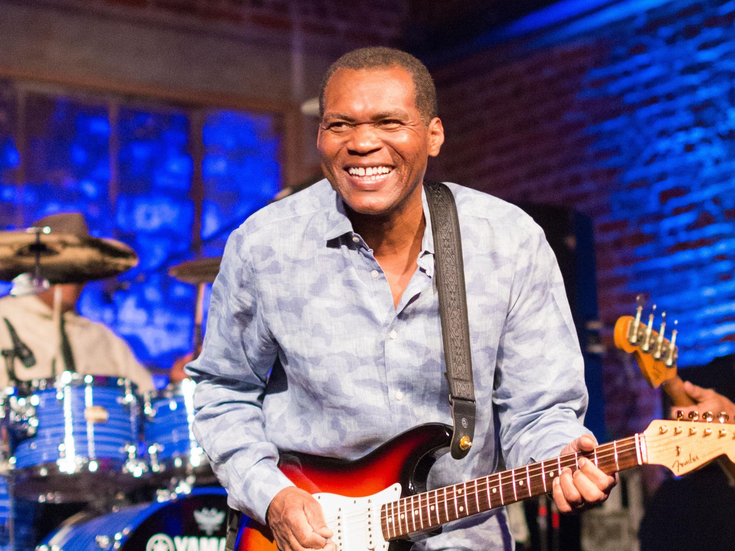 10 Best Robert Cray Band Songs of All Time